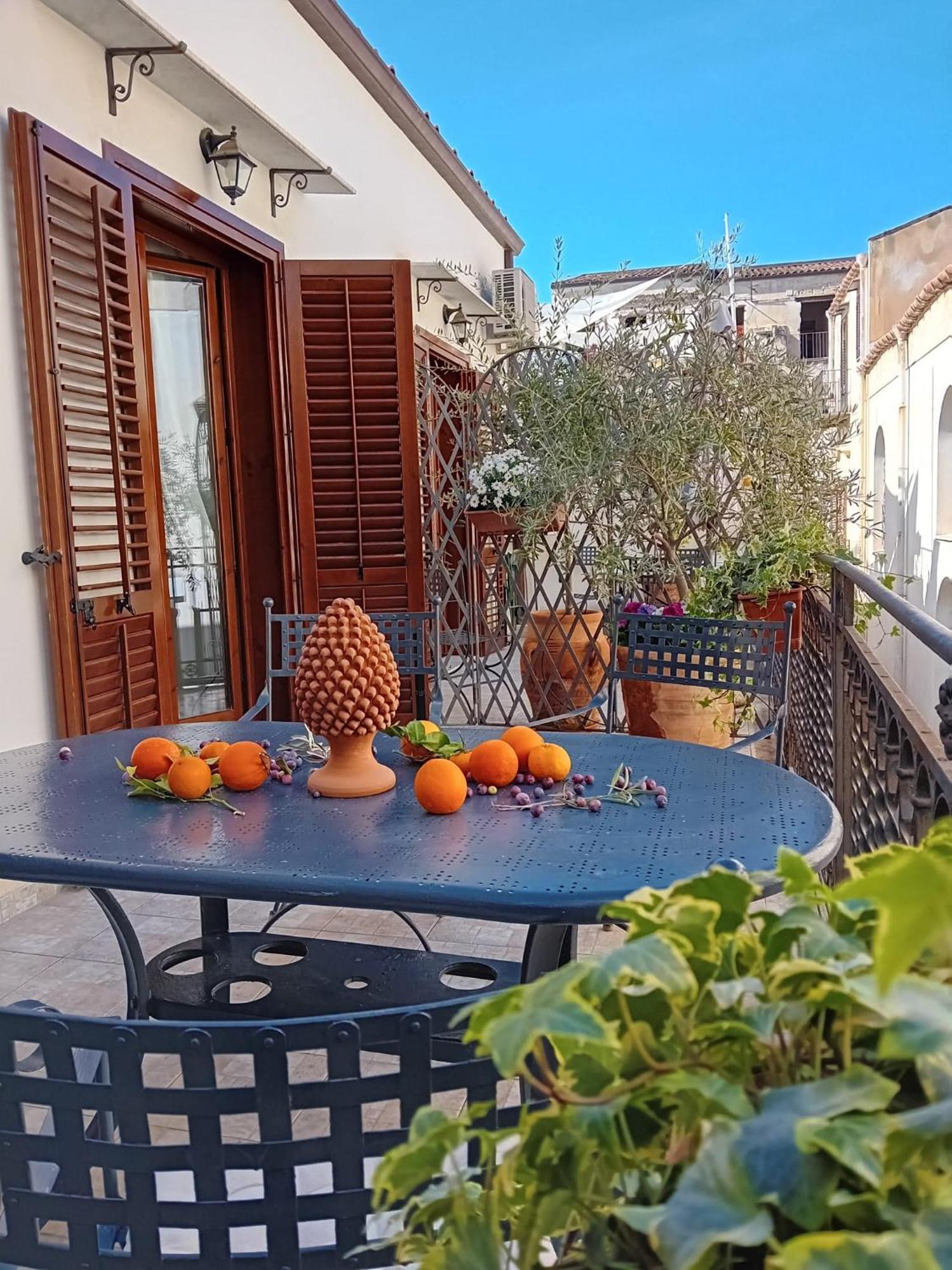 Penthouse Luxury Quattro Canti Palermo Luaran gambar