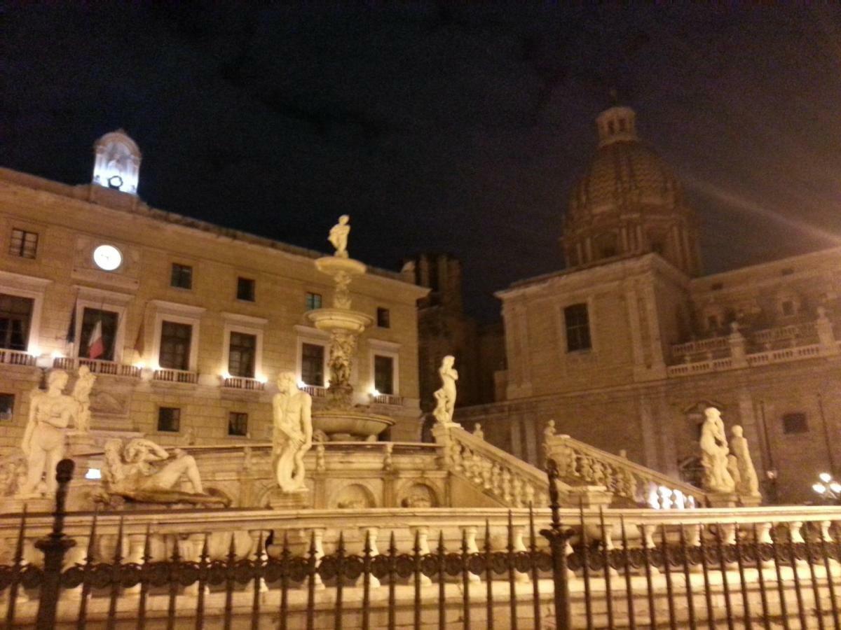 Penthouse Luxury Quattro Canti Palermo Luaran gambar